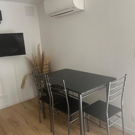 Charmant Et Confortable Appartement Narbonne Exterior photo